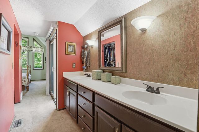 2405 S Timberlane Dr, Spokane Valley, WA 99037