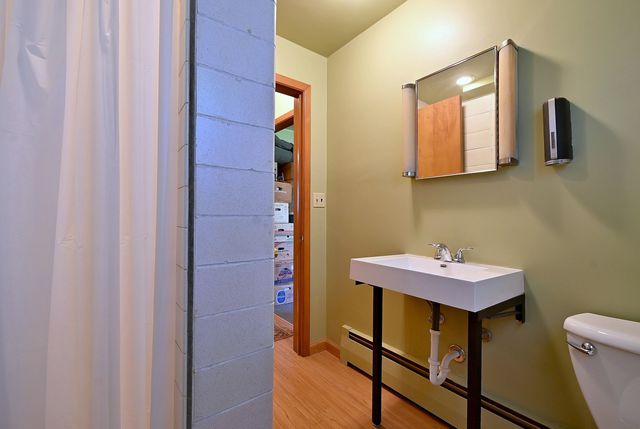 1030 W Kenilworth Avenue, Palatine, IL 60067