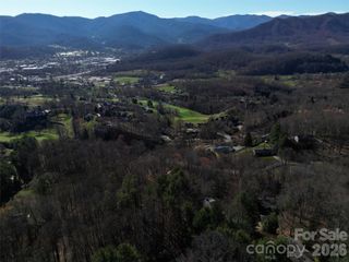 1165 Scenic Circle, Waynesville, NC 28786
