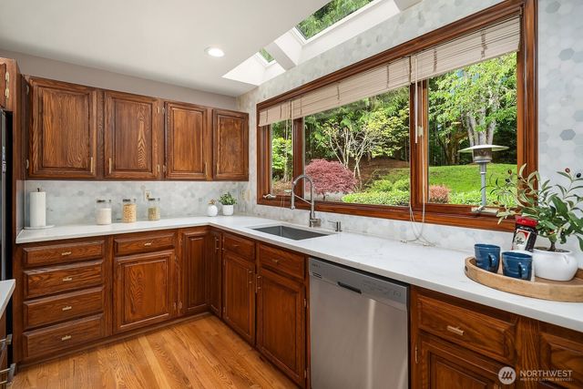 23228 SE 15th Court, Sammamish, WA 98075