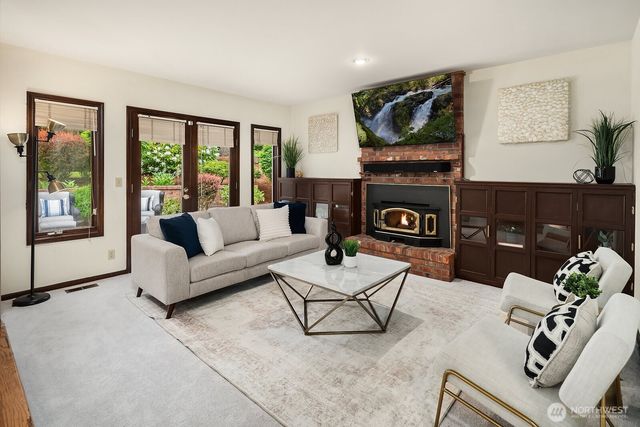 23228 SE 15th Court, Sammamish, WA 98075