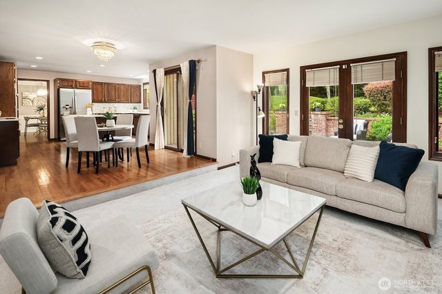 23228 SE 15th Court, Sammamish, WA 98075
