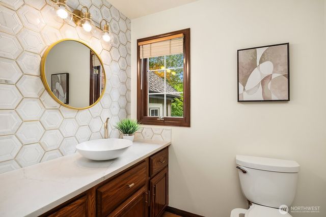 23228 SE 15th Court, Sammamish, WA 98075