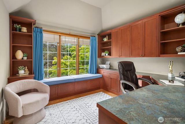 23228 SE 15th Court, Sammamish, WA 98075