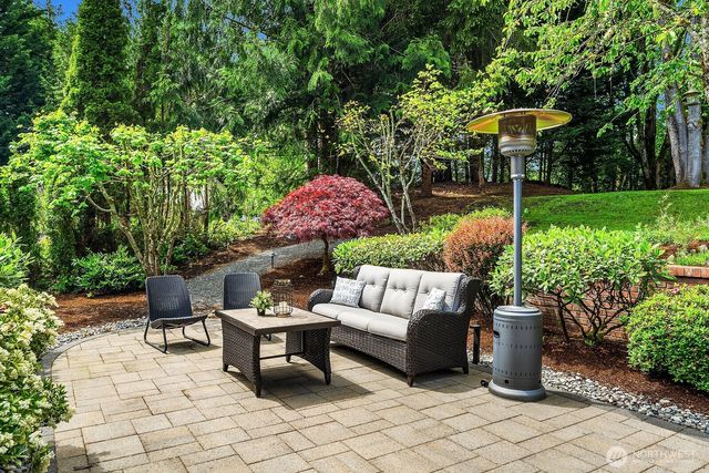 23228 SE 15th Court, Sammamish, WA 98075