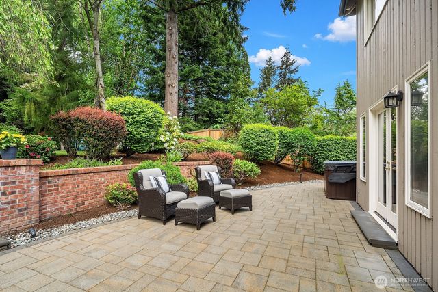 23228 SE 15th Court, Sammamish, WA 98075
