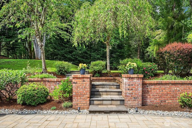 23228 SE 15th Court, Sammamish, WA 98075