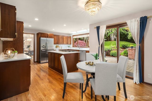 23228 SE 15th Court, Sammamish, WA 98075