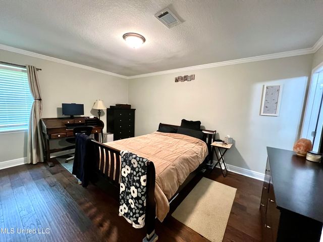 2621 Pintail Road, Moss Point, MS 39562