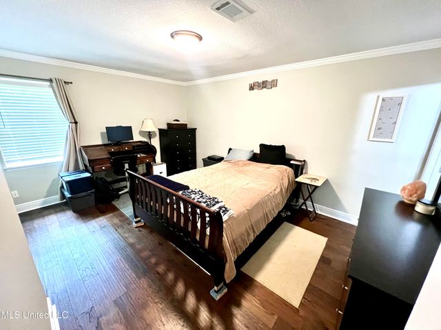 2621 Pintail Road, Moss Point, MS 39562