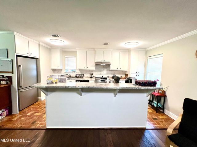 2621 Pintail Road, Moss Point, MS 39562