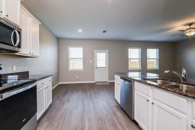 26112 Hals Drive, Magnolia, TX 77355
