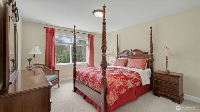 31045 219th Way SE, Black Diamond, WA 98010