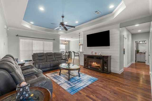 189 Sunline Dr., Petal, MS 39465