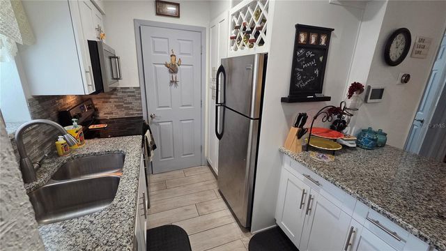 8630 MALLARD RESERVE DRIVE 105, Tampa, FL 33614