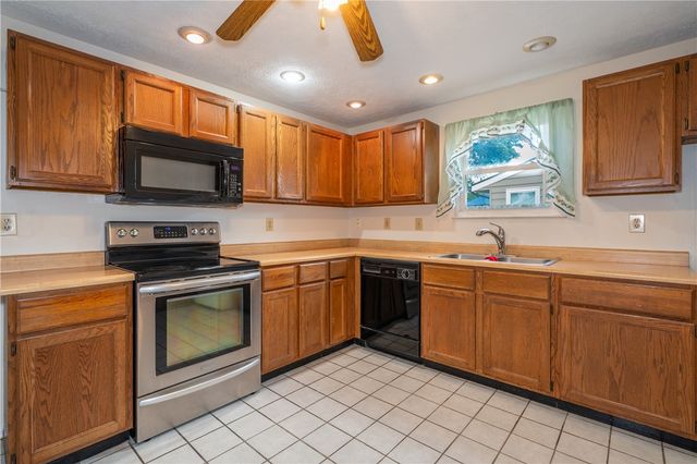 5829 Waynegate Road, Huber Heights, OH 45424