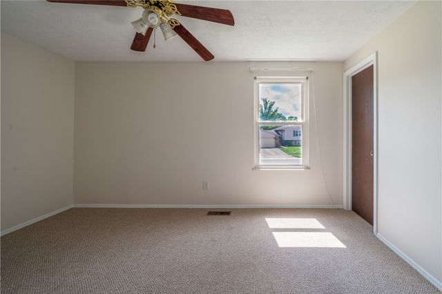 5829 Waynegate Road, Huber Heights, OH 45424