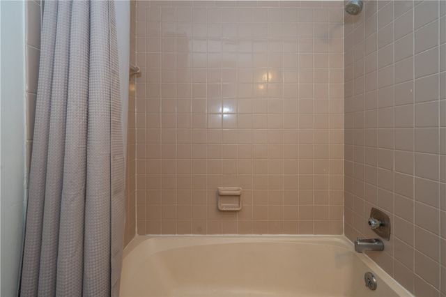 5829 Waynegate Road, Huber Heights, OH 45424