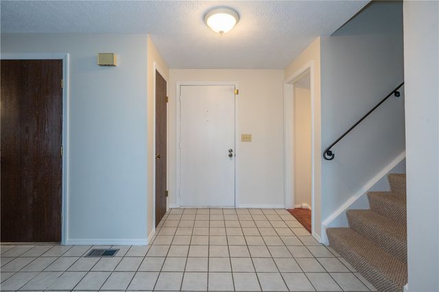 5829 Waynegate Road, Huber Heights, OH 45424