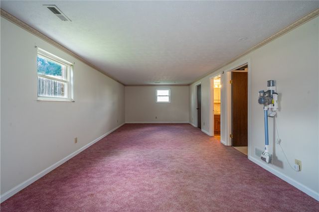 5829 Waynegate Road, Huber Heights, OH 45424