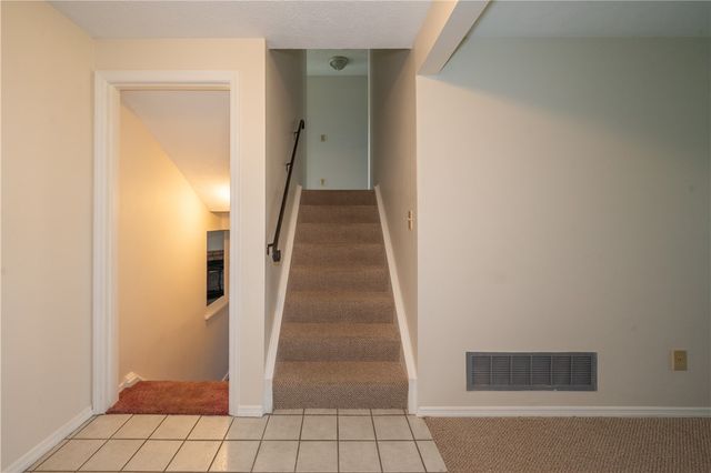 5829 Waynegate Road, Huber Heights, OH 45424