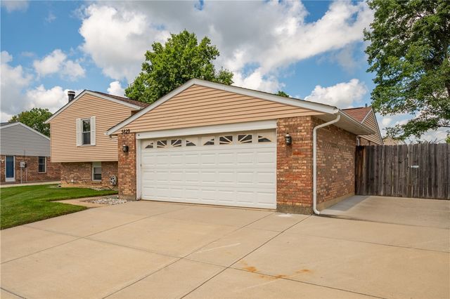 5829 Waynegate Road, Huber Heights, OH 45424