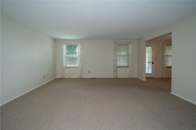 5829 Waynegate Road, Huber Heights, OH 45424
