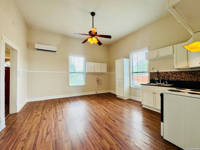 140 FURNISH AVE, San Antonio, TX 78204