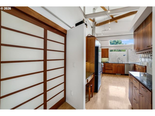 9720 Sw 169TH Pl, Beaverton, OR 97007