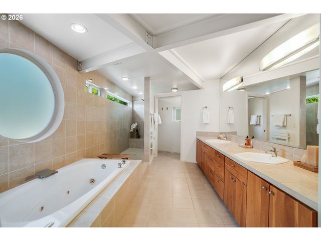 9720 Sw 169TH Pl, Beaverton, OR 97007