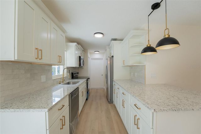 2810 N THORPE AVE, Orange City, FL 32763