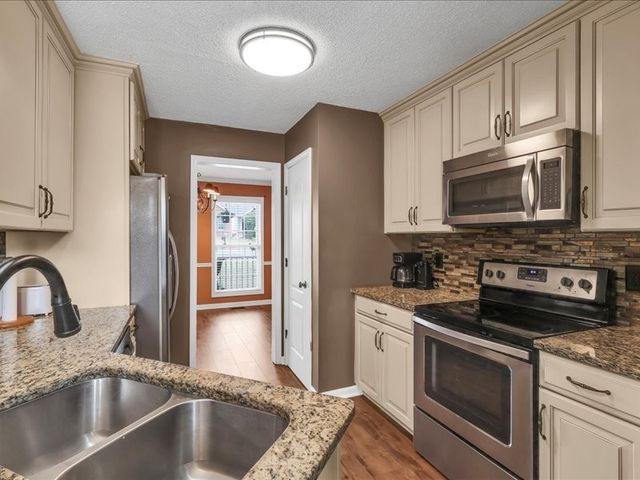 3329 Marrast Dr, Clarksville, TN 37043