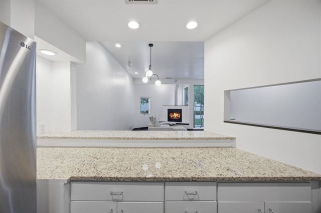 4241 Buena Vista Street 2, Dallas, TX 75205