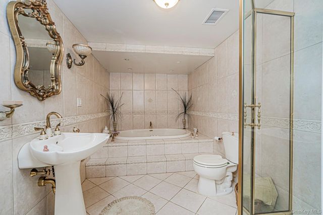 29 S Drum Street, Staten Island, NY 10309