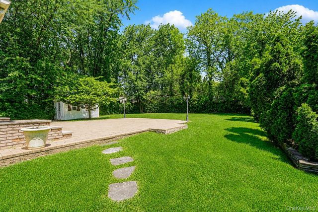 29 S Drum Street, Staten Island, NY 10309