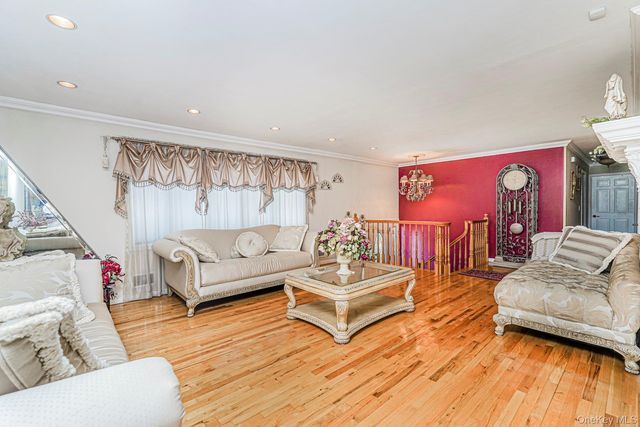 29 S Drum Street, Staten Island, NY 10309