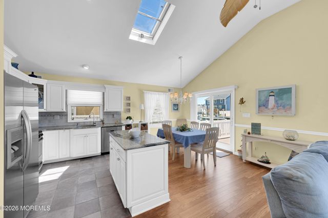 323 Stephan Avenue, Toms River, NJ 08753