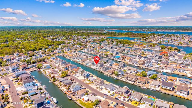 323 Stephan Avenue, Toms River, NJ 08753
