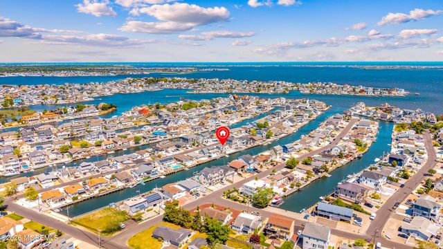 323 Stephan Avenue, Toms River, NJ 08753