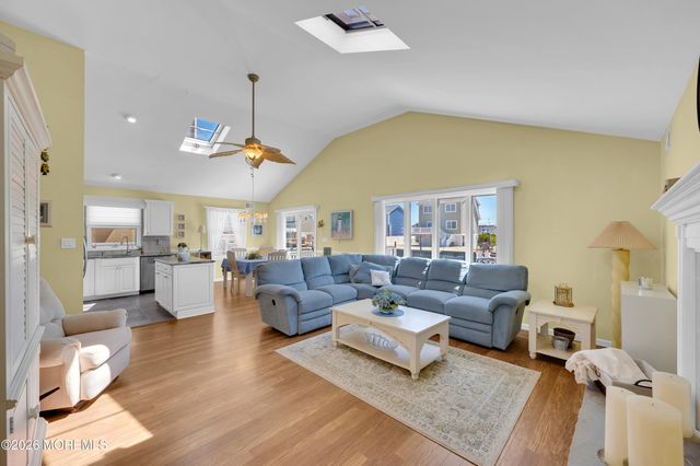 323 Stephan Avenue, Toms River, NJ 08753