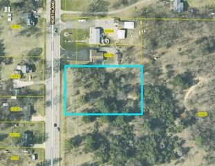 10089 Northland Drive, Rockford, MI 49341