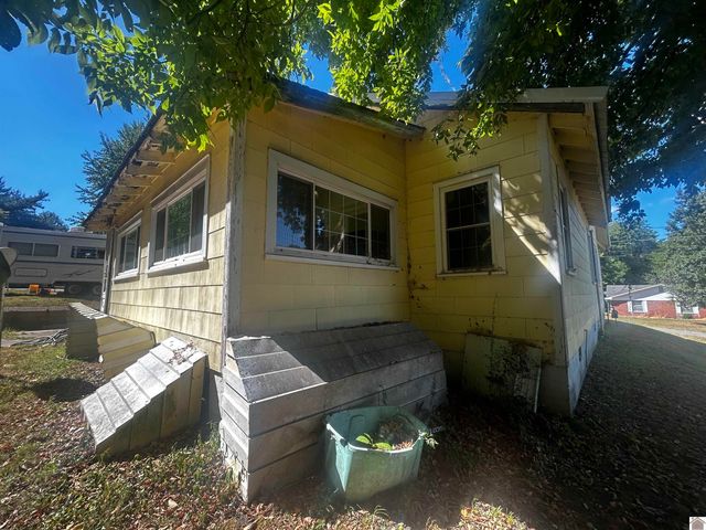 308 E Jackson Street, Clinton, KY 42031