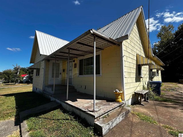 308 E Jackson Street, Clinton, KY 42031