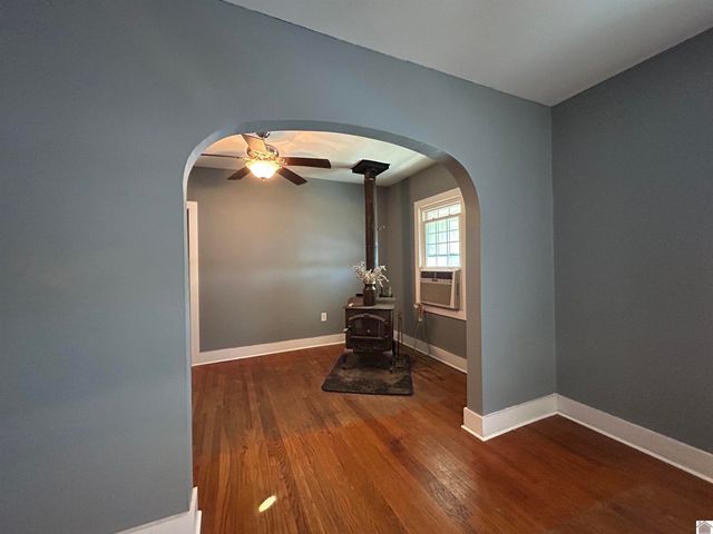 308 E Jackson Street, Clinton, KY 42031