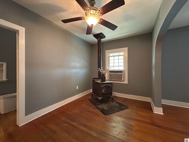 308 E Jackson Street, Clinton, KY 42031