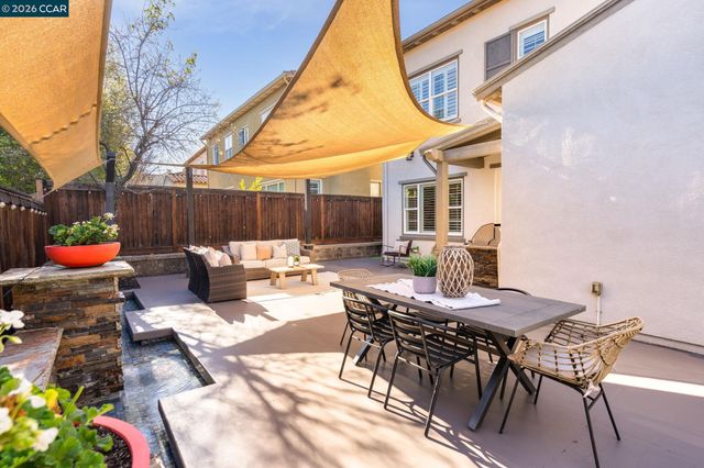 836 Griffon Court, Danville, CA 94506