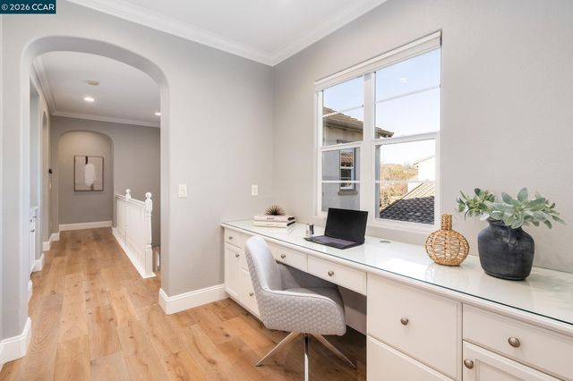 836 Griffon Court, Danville, CA 94506