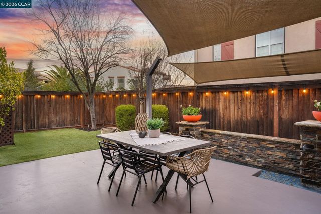 836 Griffon Court, Danville, CA 94506