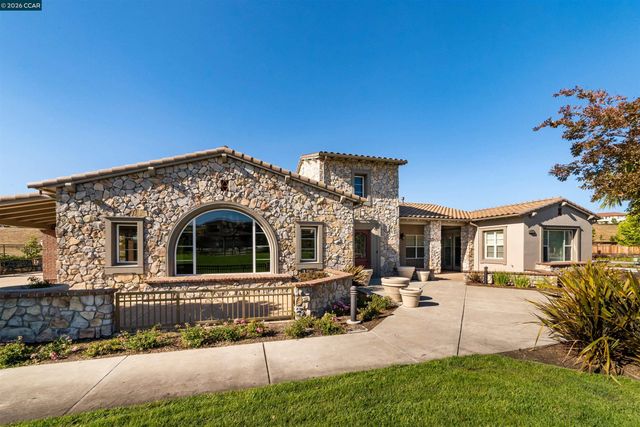 836 Griffon Court, Danville, CA 94506