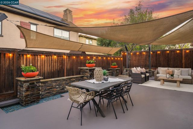 836 Griffon Court, Danville, CA 94506